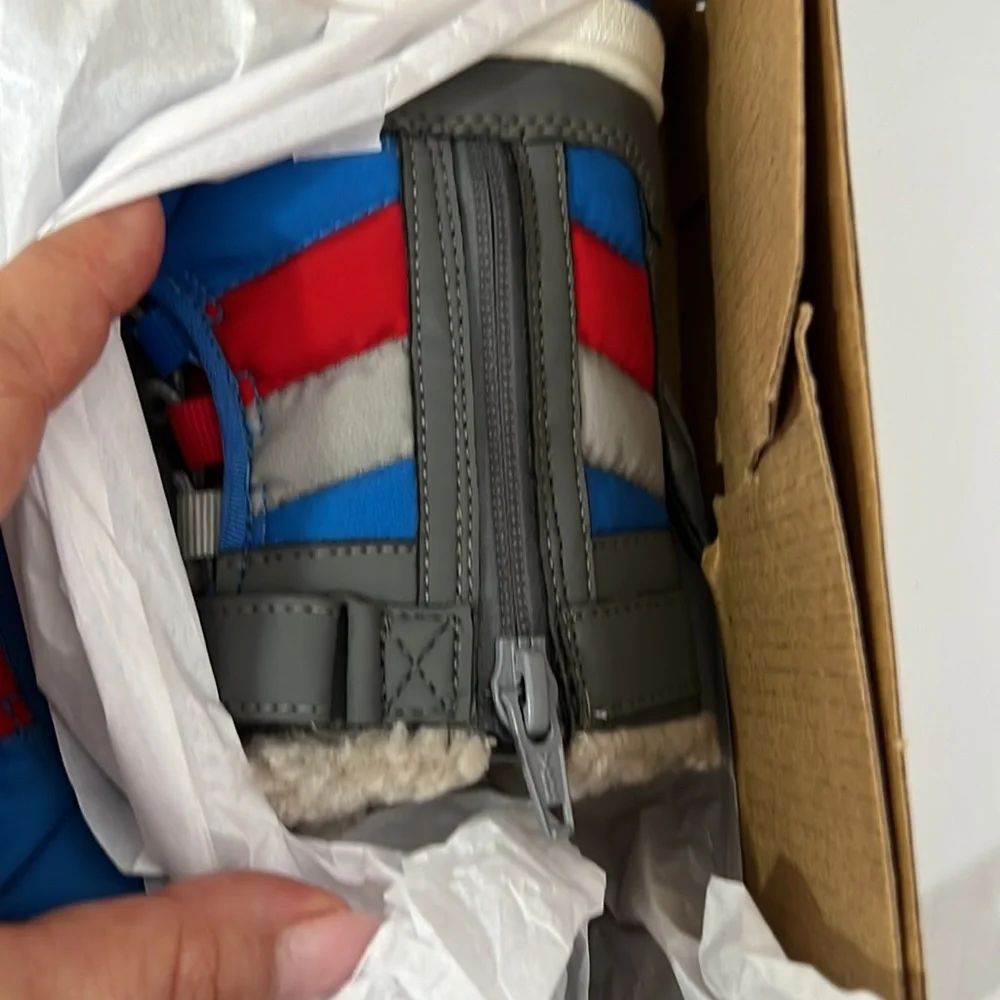 New With Box Merrell Kid's Alpine Puffer Waterproof Boot 5 Toddler